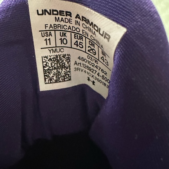 Men’s Under Armour basketball sneakers. - Picture 4 of 6